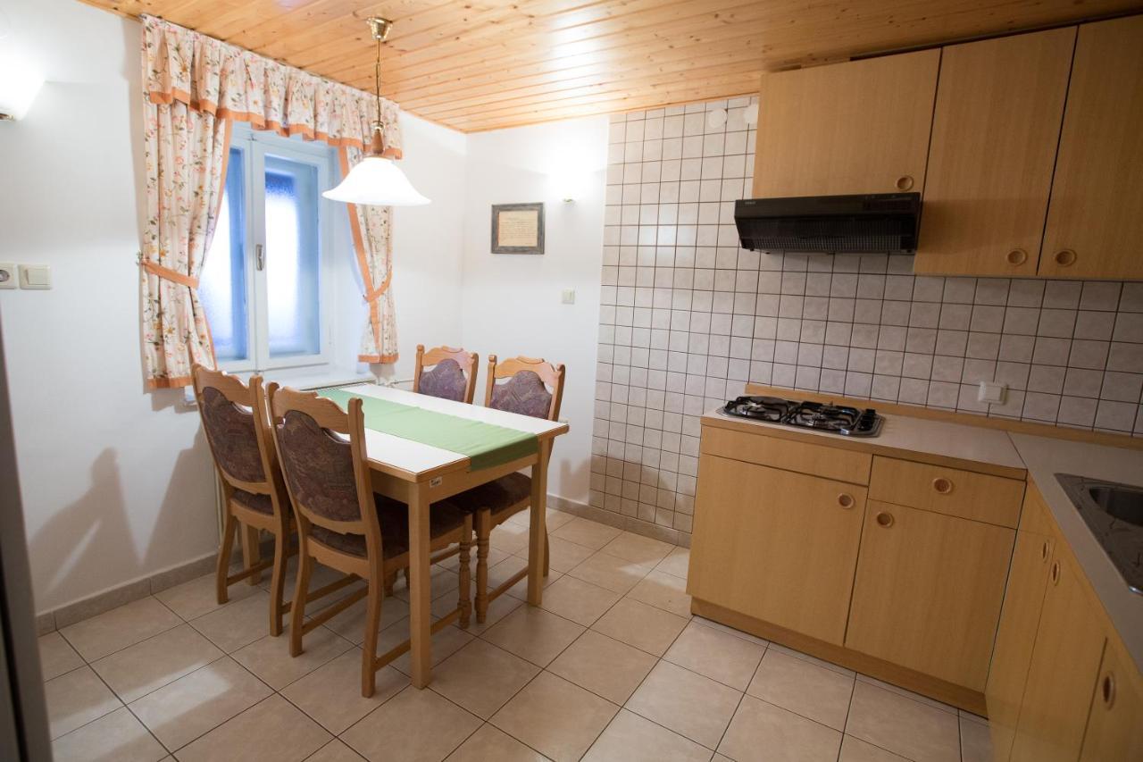 Apartments Petacova Hisa Kranjska Gora Exterior foto